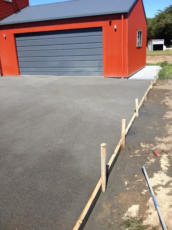 Exposed aggregate driveway